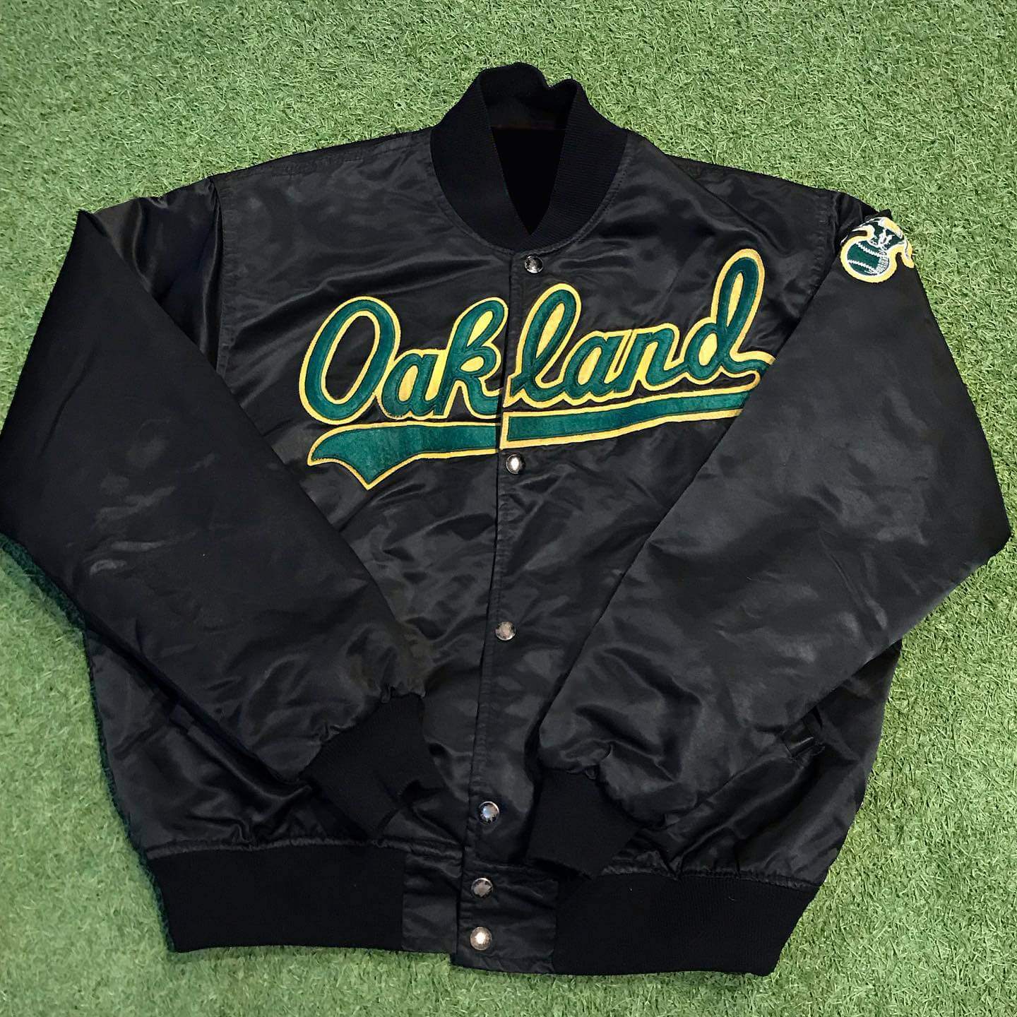 Vintage Starter Oakland Athletics Satin Jacket - green