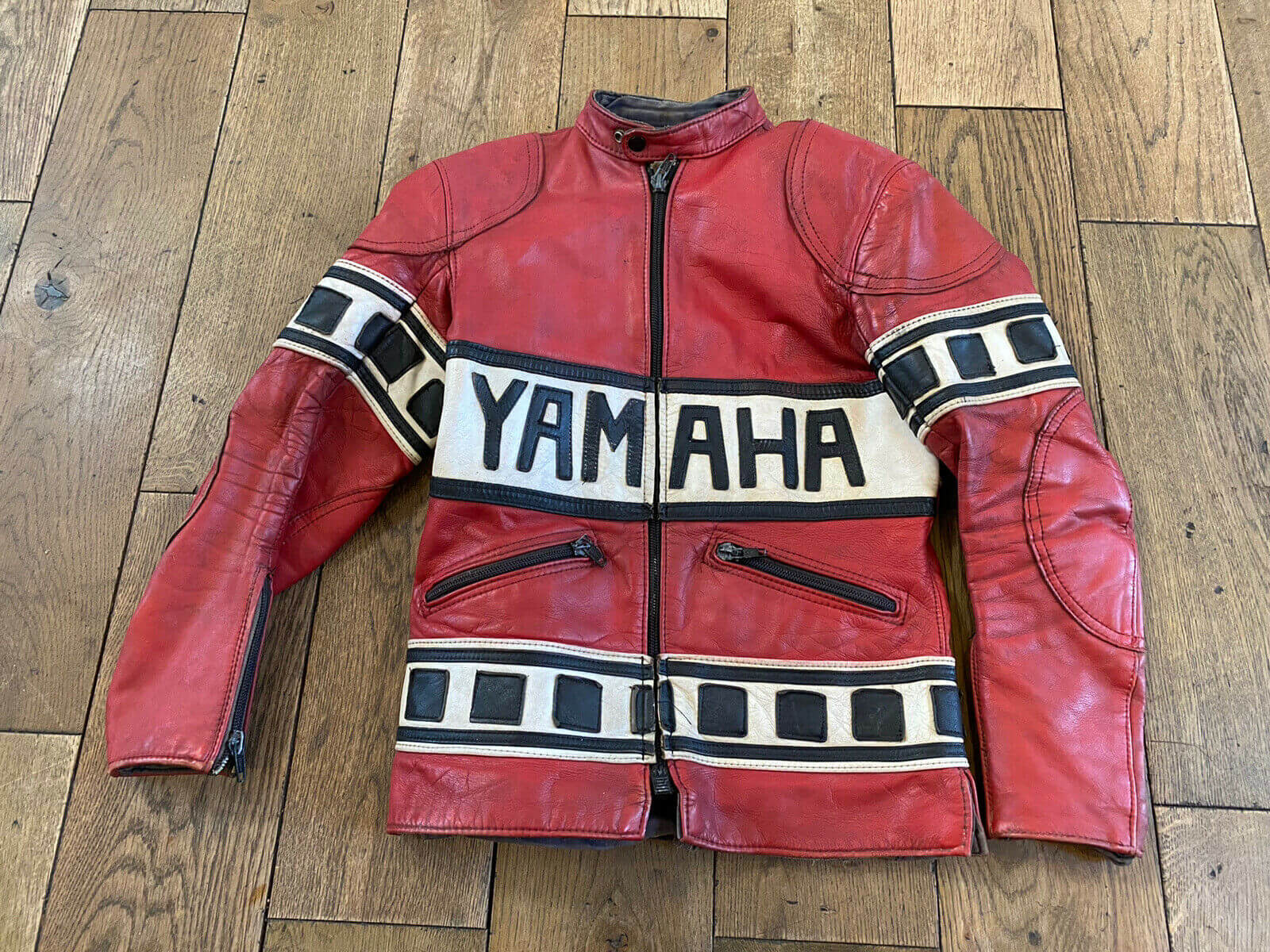 Women Motorcycle Chilly Red Leather Jacket