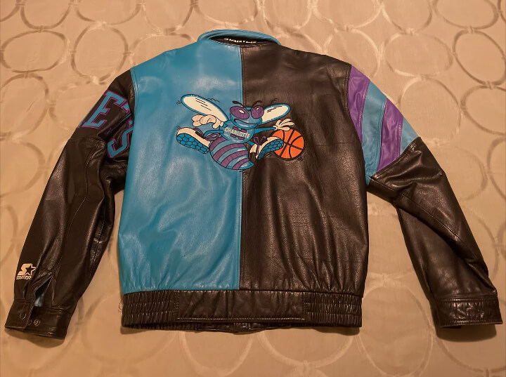 Vintage NBA Charlotte Hornets Jacket Size Men's Medium - Maker of Jacket