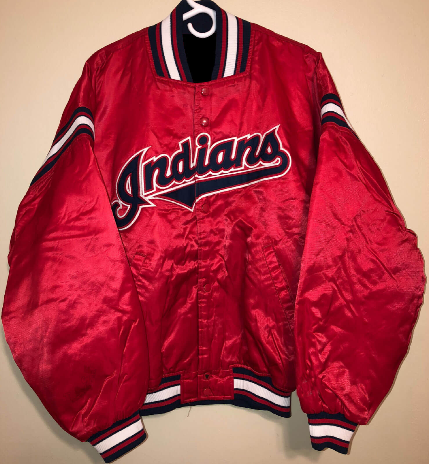 Vintage Cleveland Indians Starter Jacket Medium MLB Diamond Collection  Satin Red