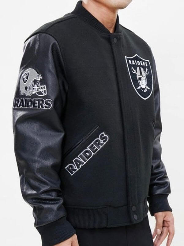 Pro Standard Mens NFL Las Vegas Raiders Varsity Jacket FOR640937