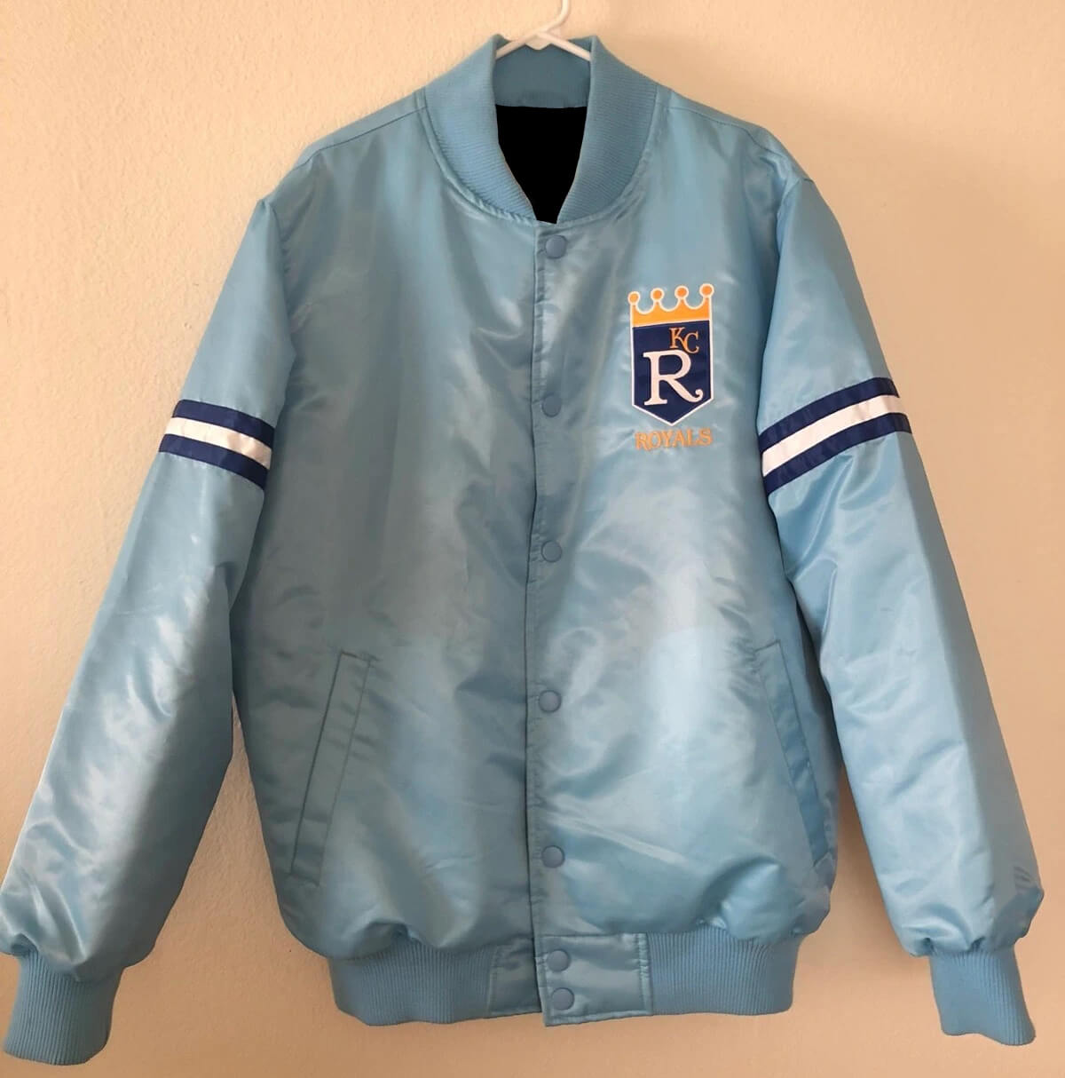 Maker of Jacket MLB Kansas City Royals Light Blue Satin