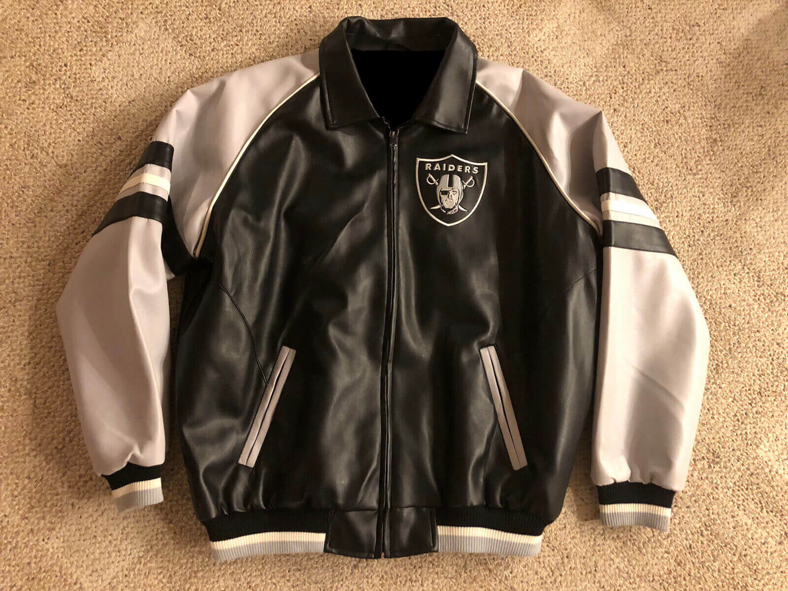 Maker of Jacket Fashion Jackets Vintage G-III Oakland Raiders Football Leather