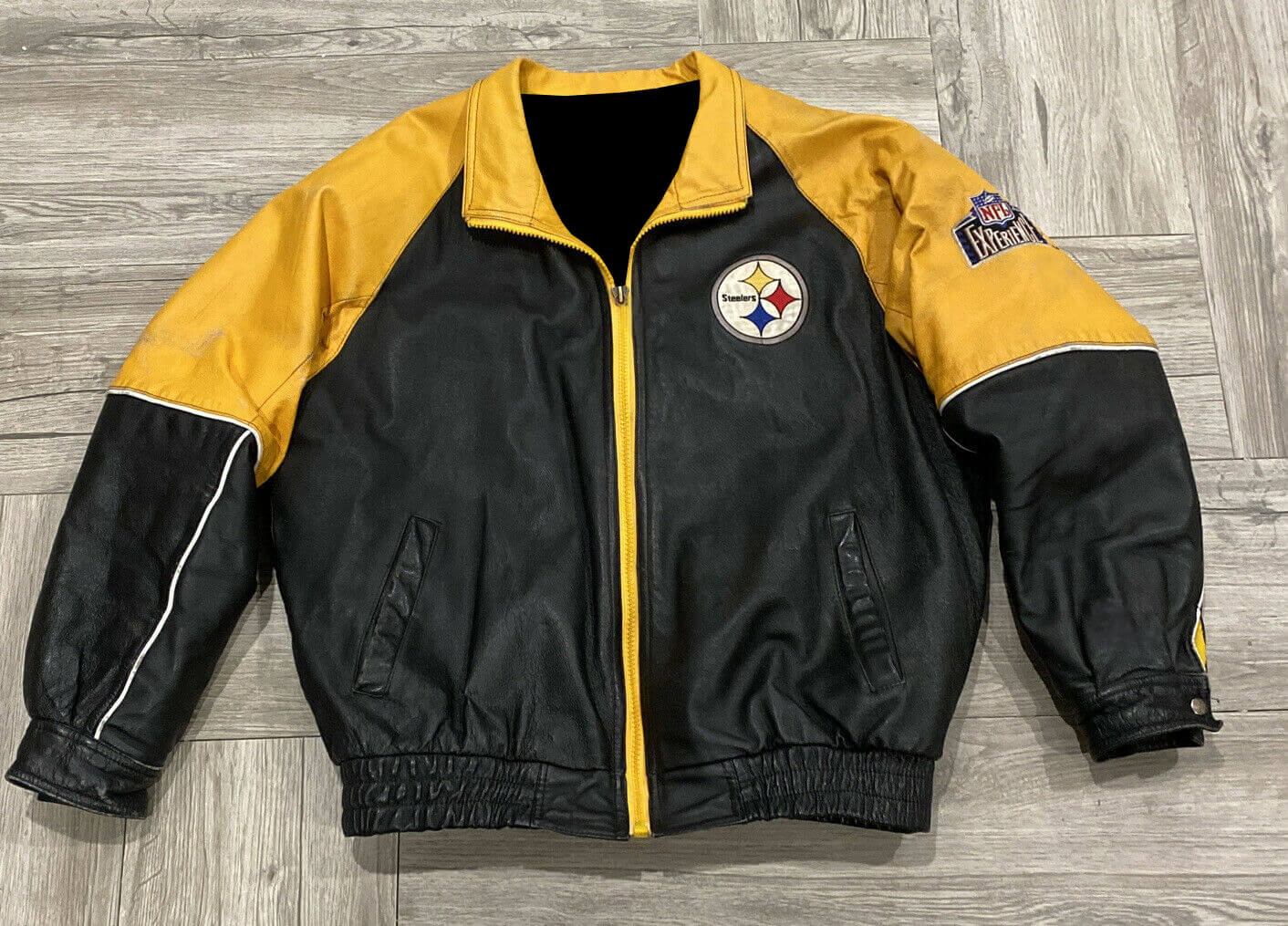 Vintage NFL Pittsburgh Steelers Black Wool Jacket - Maker of Jacket