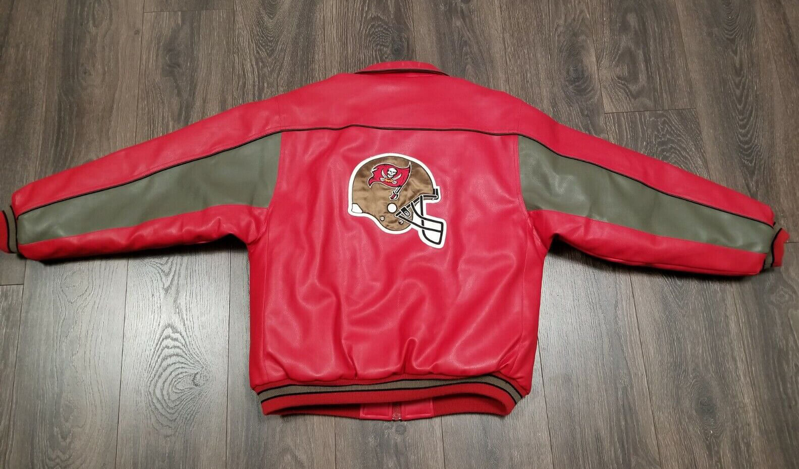 Vintage Tampa Bay Buccaneers NFL Leather Jacket - Maker of Jacket