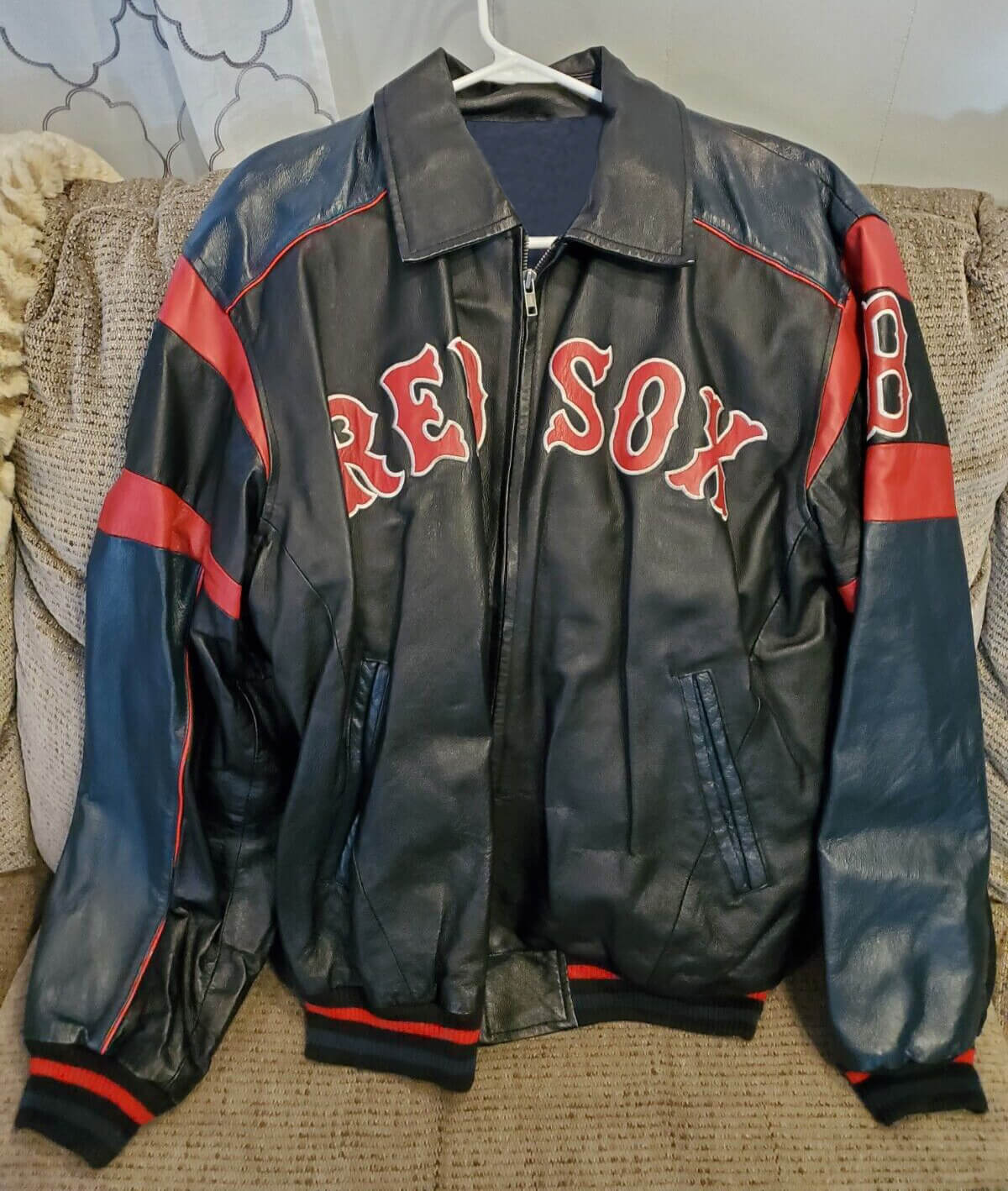 Maker of Jacket MLB Boston Red Sox Vintage Satin Baseball