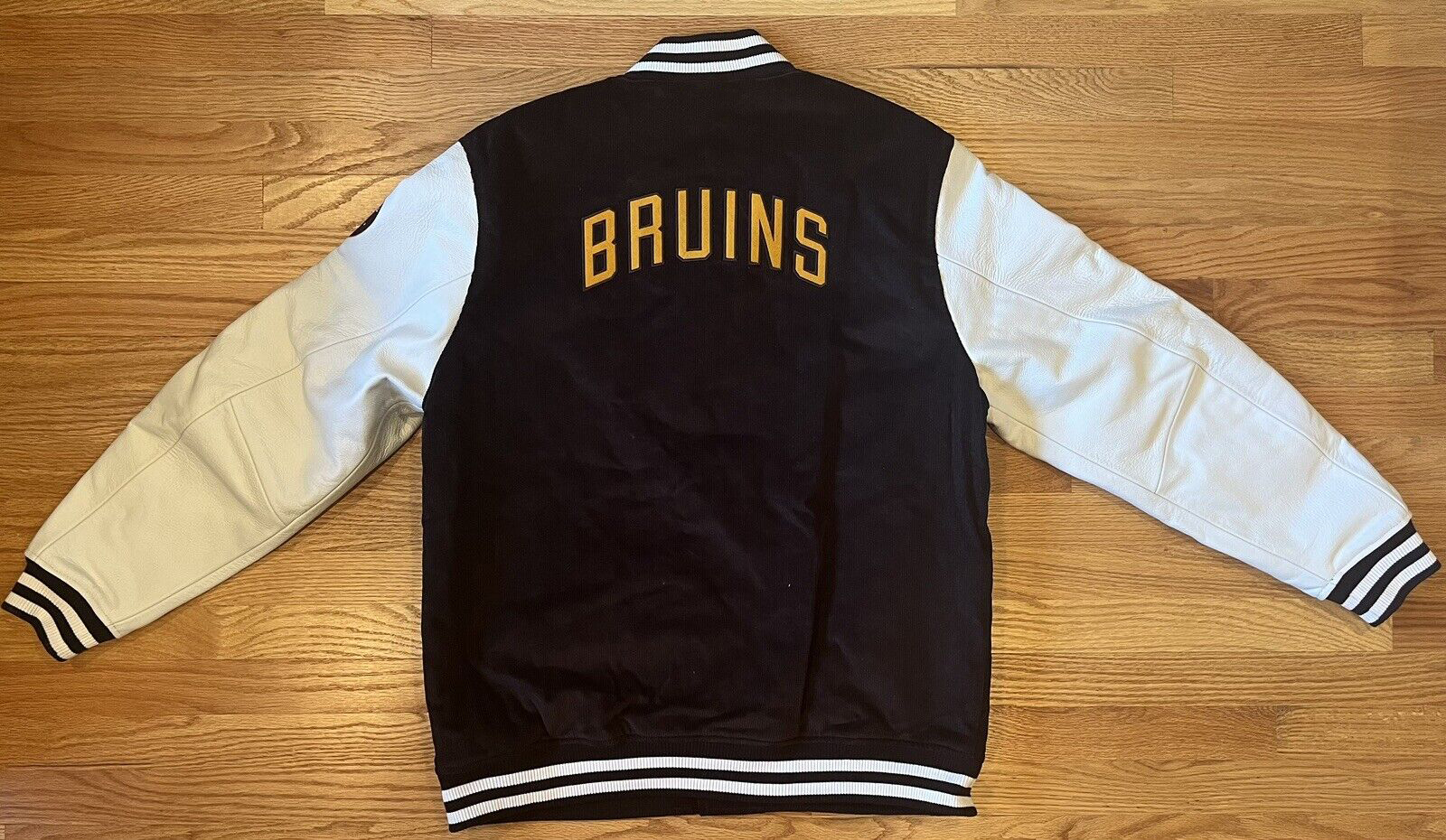 Maker of Jacket NHL Boston Bruins Vintage 1995 Blue Varsity