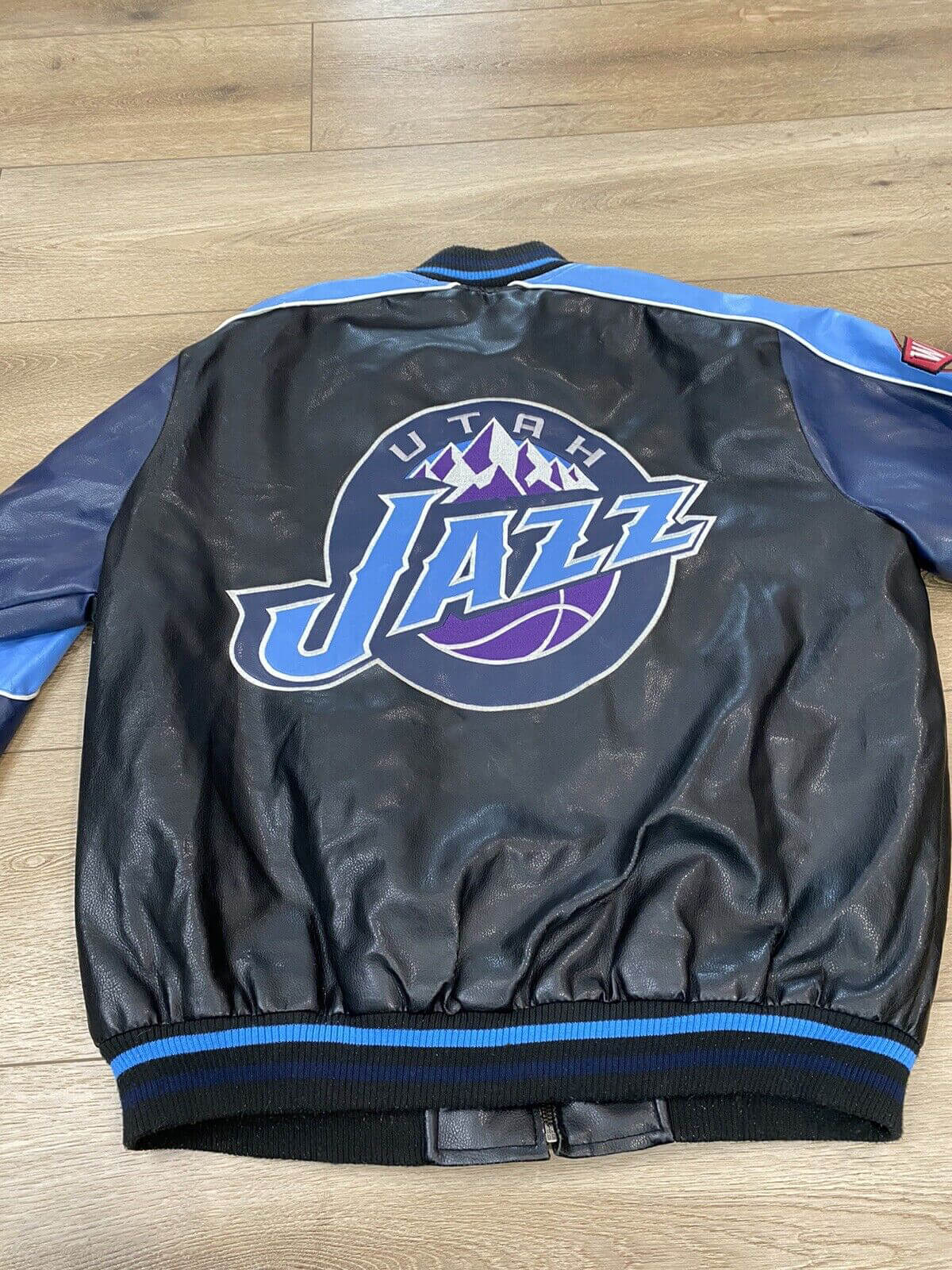 Utah jazz best sale jacket 1997